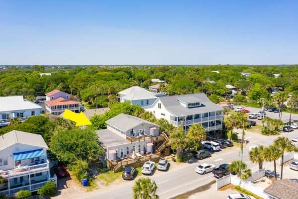 פולי ביץ' Salty Shack Unit C - Salty Shack - Dog Friendly Home - Across From The Beach - Central Location! מראה חיצוני תמונה